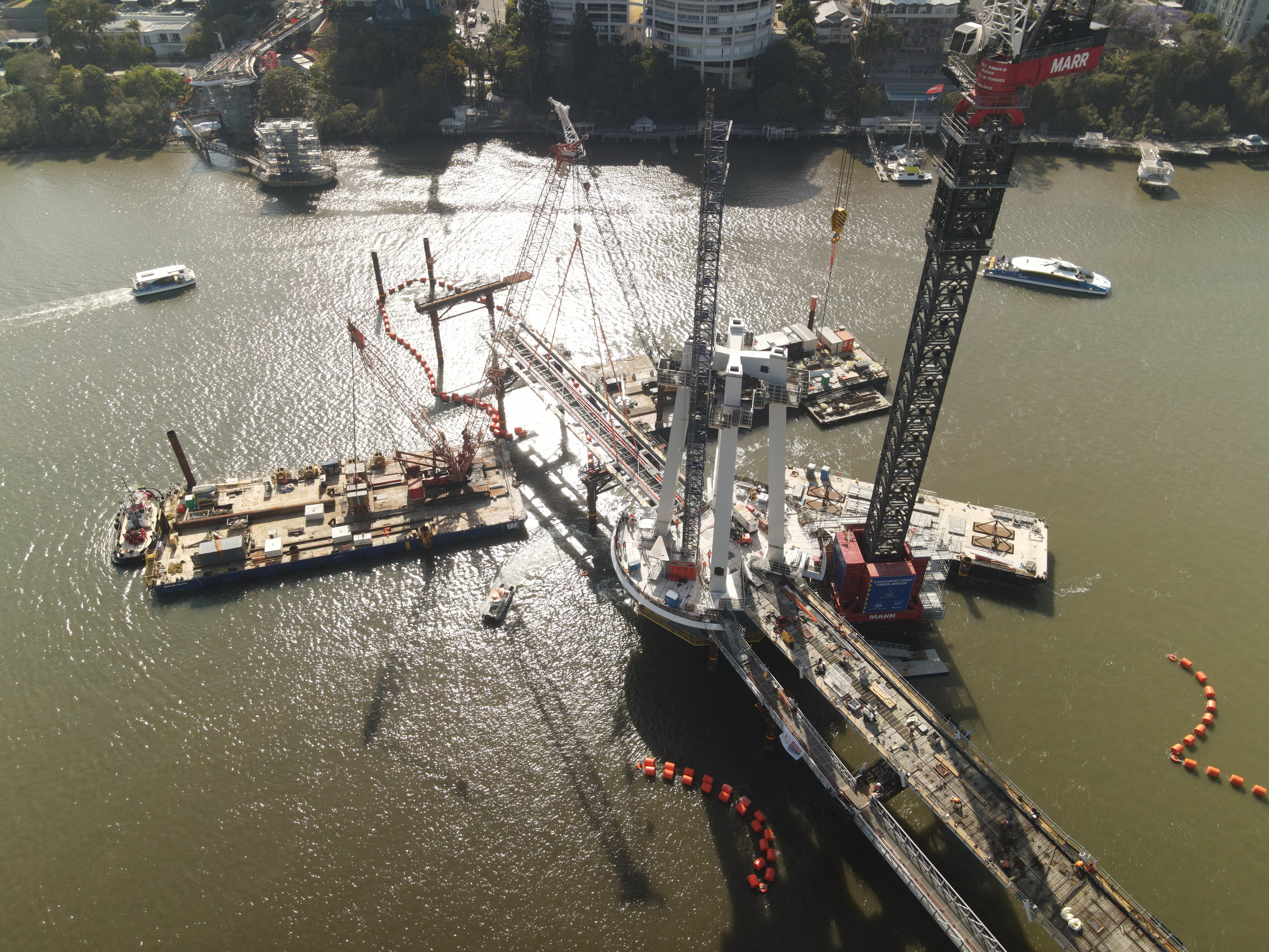 Kangaroo Point Green Bridge structural steel construction